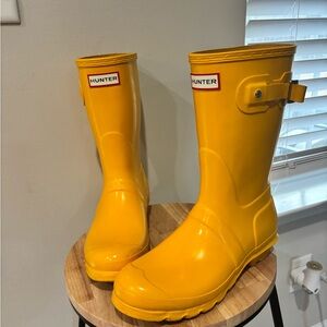 Hunter Vibrant Yellow Waterproof Boots